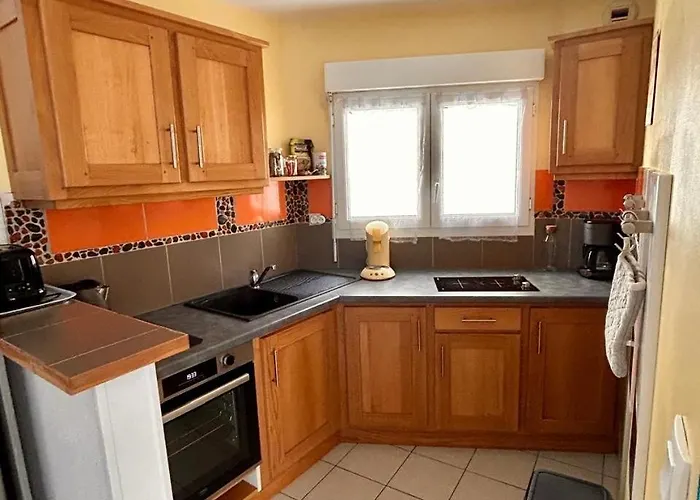 Tres Proche Granville Midship * Saint-Pair-sur-Mer