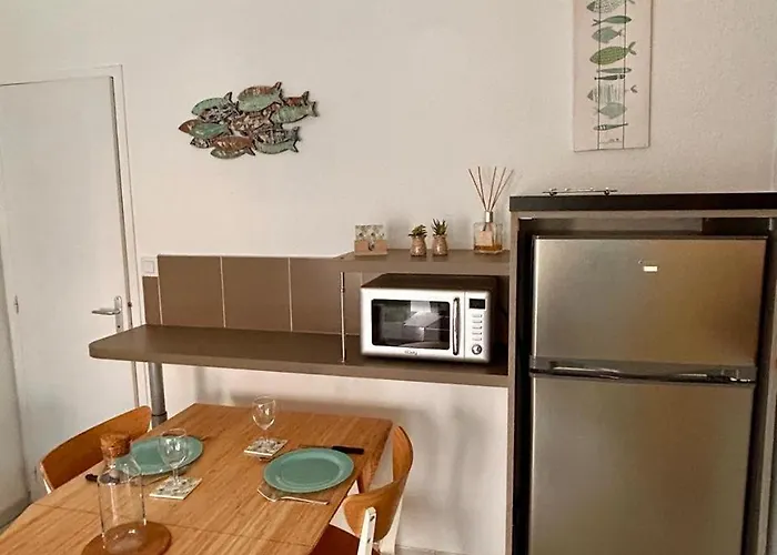 Tres Proche Granville Midship * Saint-Pair-sur-Mer